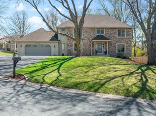 4862 Safari Ct N, Eagan, MN 55122