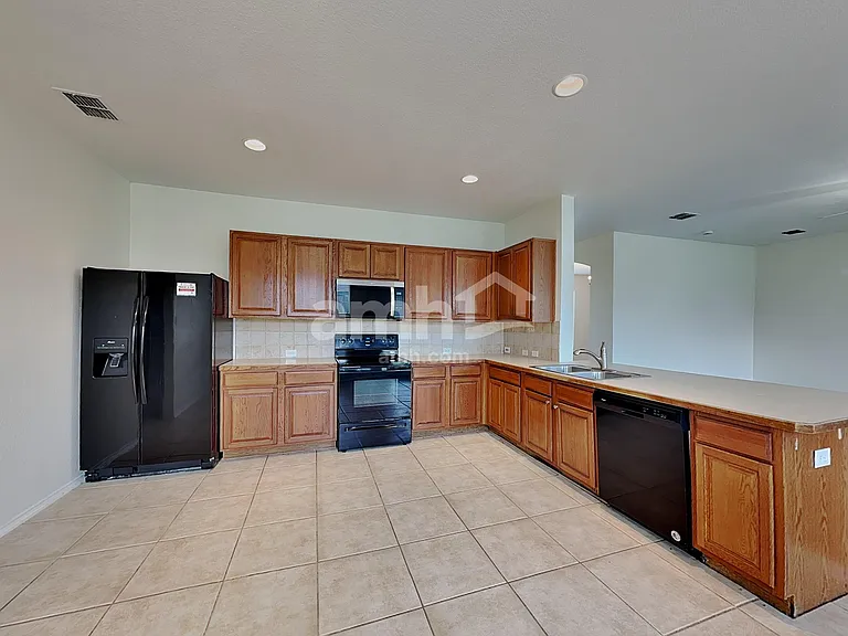 4408 Sycamore Rd — Photo 3