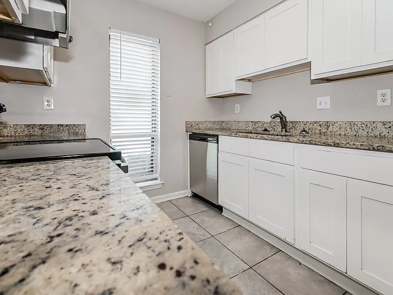 4476 Trout Valley Dr — Photo 9