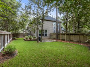 118 N Valley Oaks Cir, Spring, TX 77382