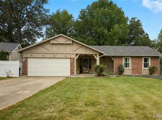 22 Ivy Ct, Saint Charles, MO 63303