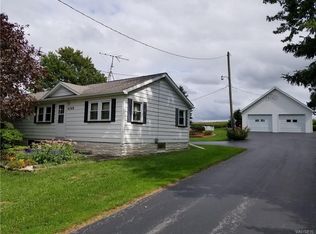 4389 Salt Works Rd, Medina, NY 14103
