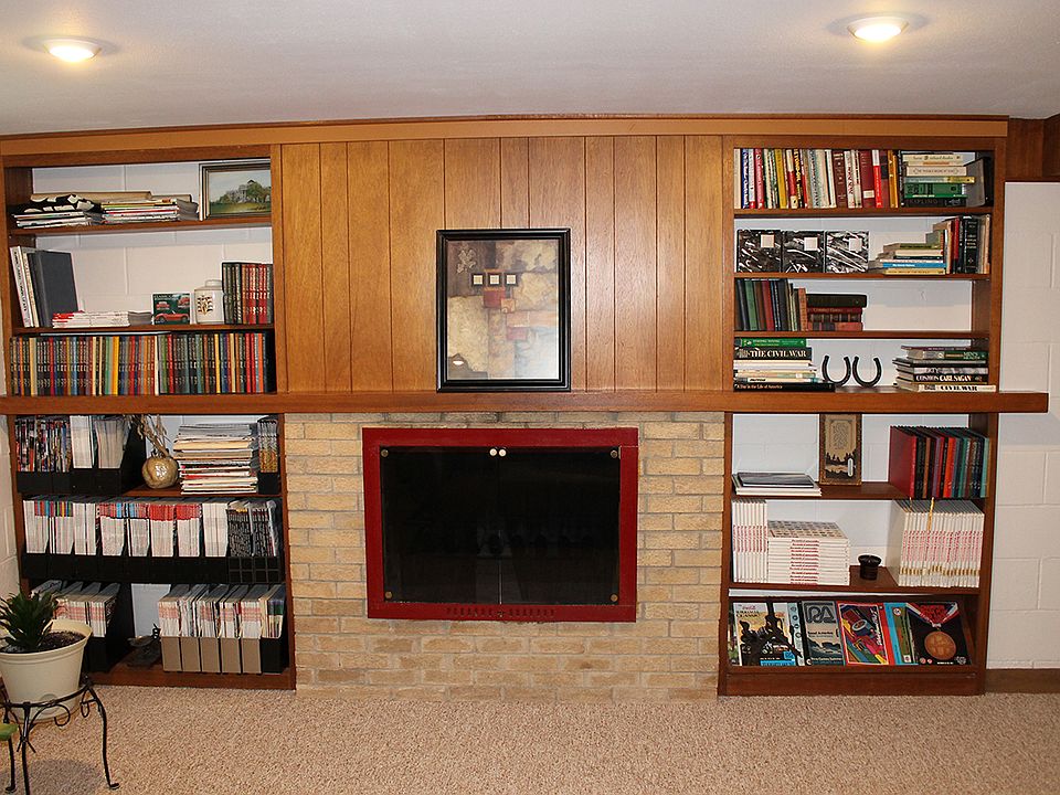 1st image of 423 Paulson Dr