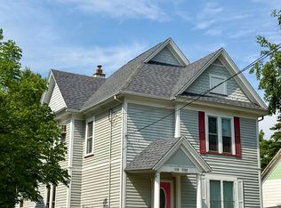 238 Scott Ave, Oshkosh, WI 54901