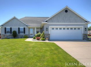 8953 Plantation Dr SW, Byron Center, MI 49315