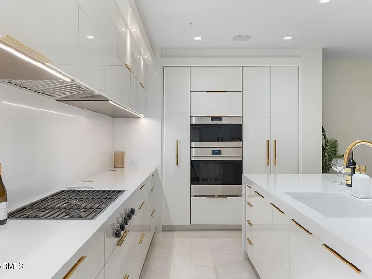 6587 N Palmeraie Blvd #2015 — Photo 28