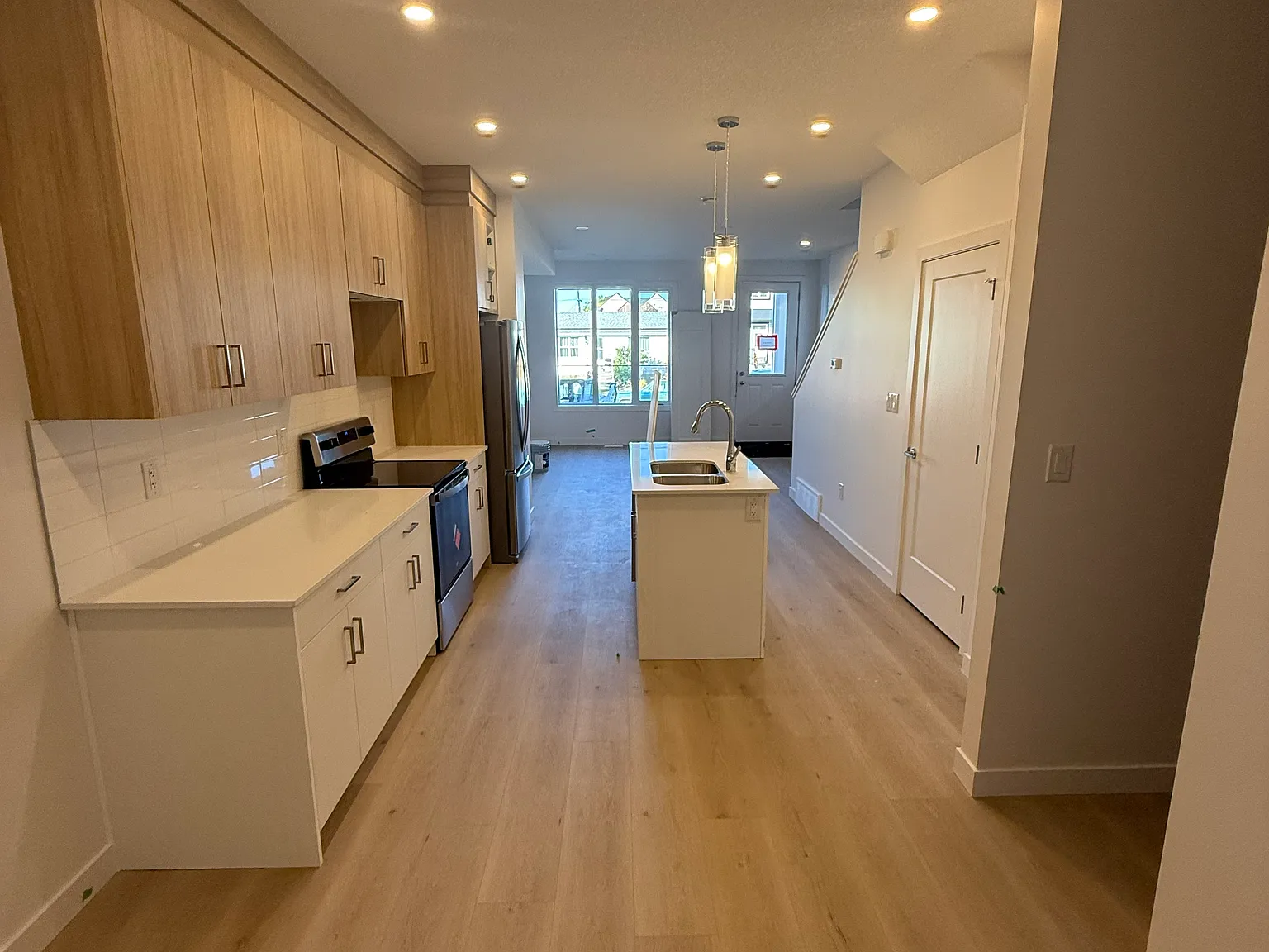 10915 151 Street — Photo 2