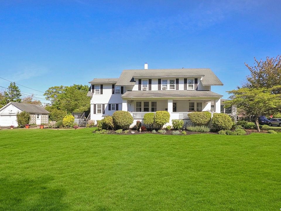 291 Lakeview Avenue, Brightwaters, NY 11718 Zillow