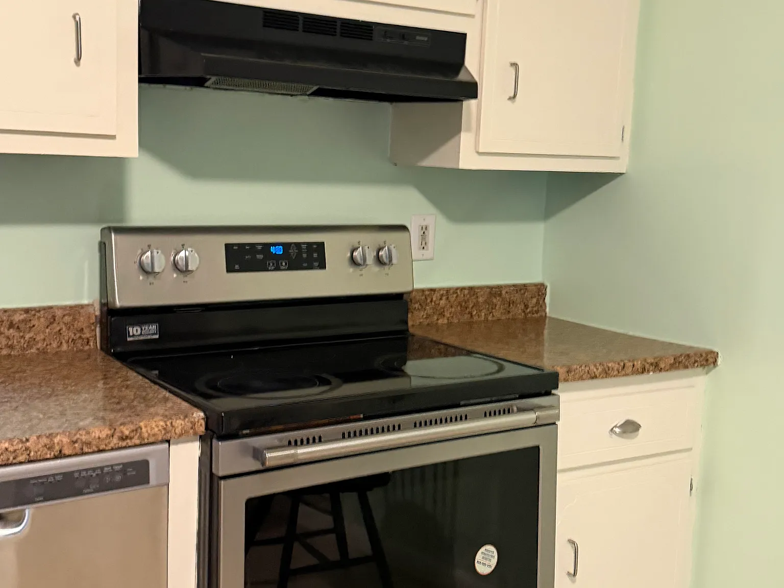 2 bed, 1.5 bath, 1200 sqft, $2,600 — Photo 4
