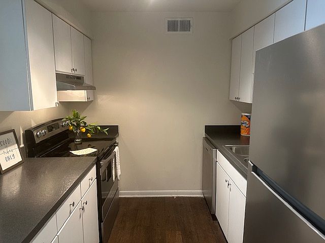 1st image of 11112 Normandy Cir #412