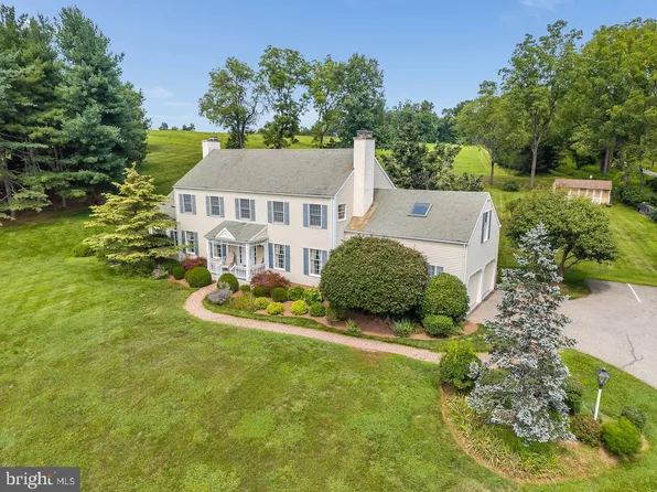 219 Sandy Ridge Mount Airy Rd, Stockton, NJ 08559