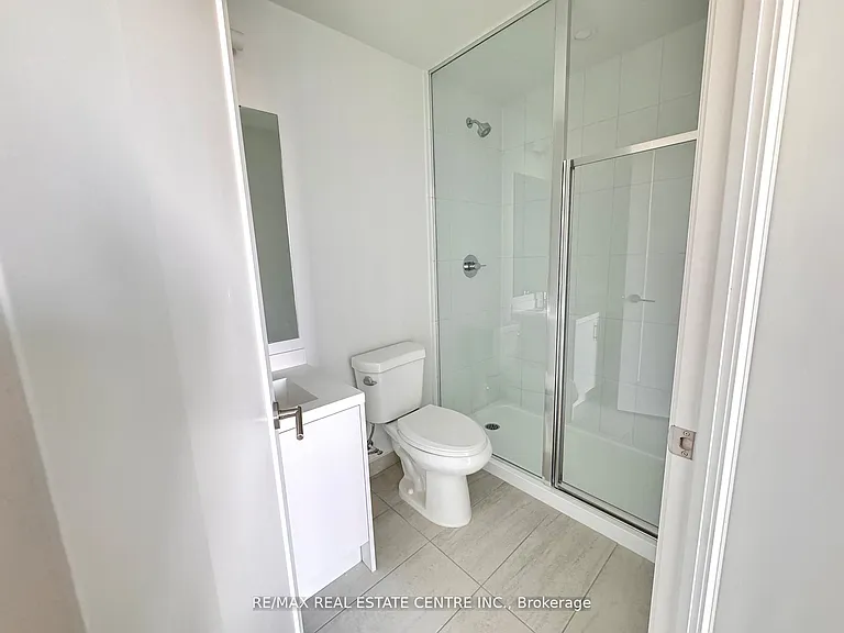 412 Silver Maple Rd #428 — Photo 9