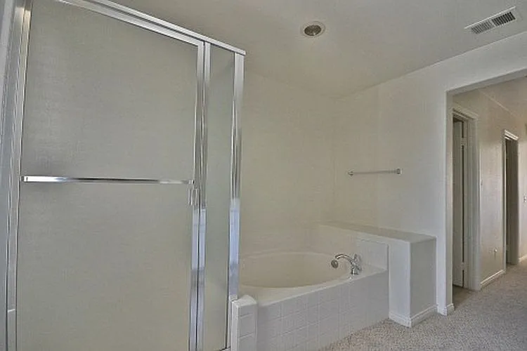 1617 Julia Way — Photo 10