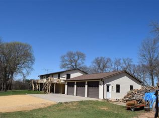 2760 16th Dr, Adams, WI 53910