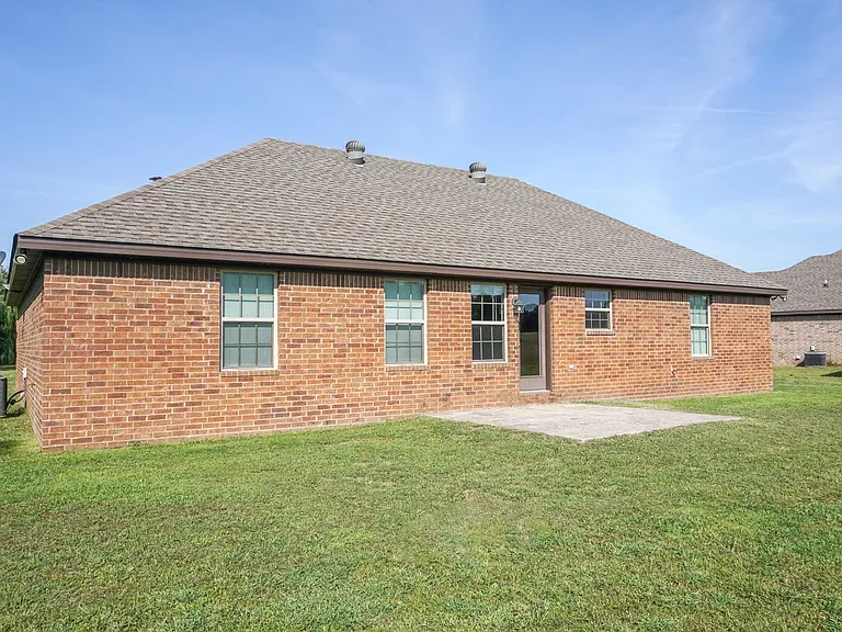 233 County Road 416 — Photo 16