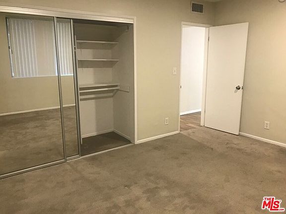 4th image of 814 S Bundy Dr #9