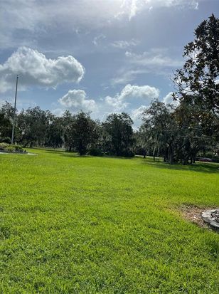 402 2nd St #1, Auburndale, FL 33823