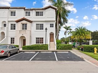 Boardwalk At Vizcaya, Hollywood, FL 33027