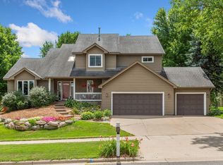 8371 W 109th St, Minneapolis, MN 55438