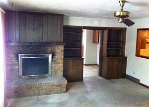 3rd image of 802 Lemira Ave