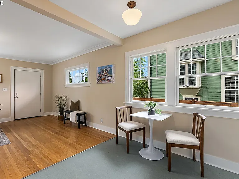 923 NE Tillamook St — Photo 5