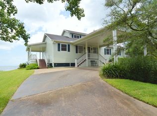 2920 Todville Rd, Seabrook, TX 77586