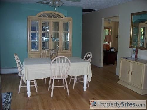 4th image of 256 Pearl St