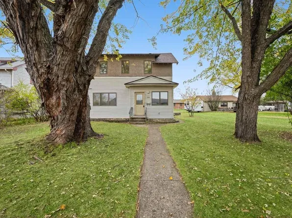 620 W 2nd Ave, Keewatin, MN 55753