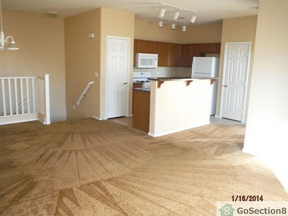 3rd image of 6325 Desert Leaf St Unit 201
