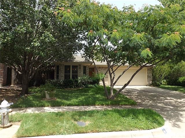 1st image of 6010 Twin Maple Dr