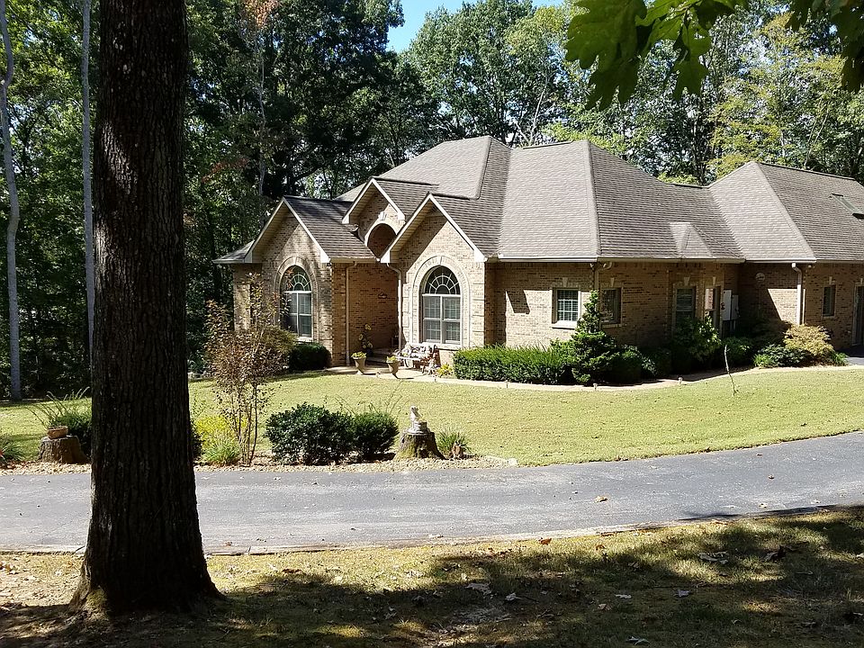 1st image of Collinwood Dr