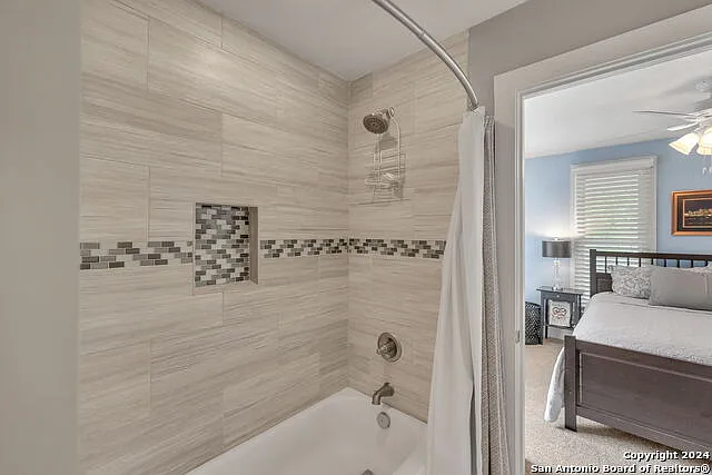 728 E Guenther St — Photo 37