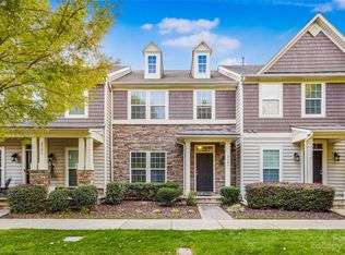 8307 Viewpoint Ln, Cornelius, NC 28031