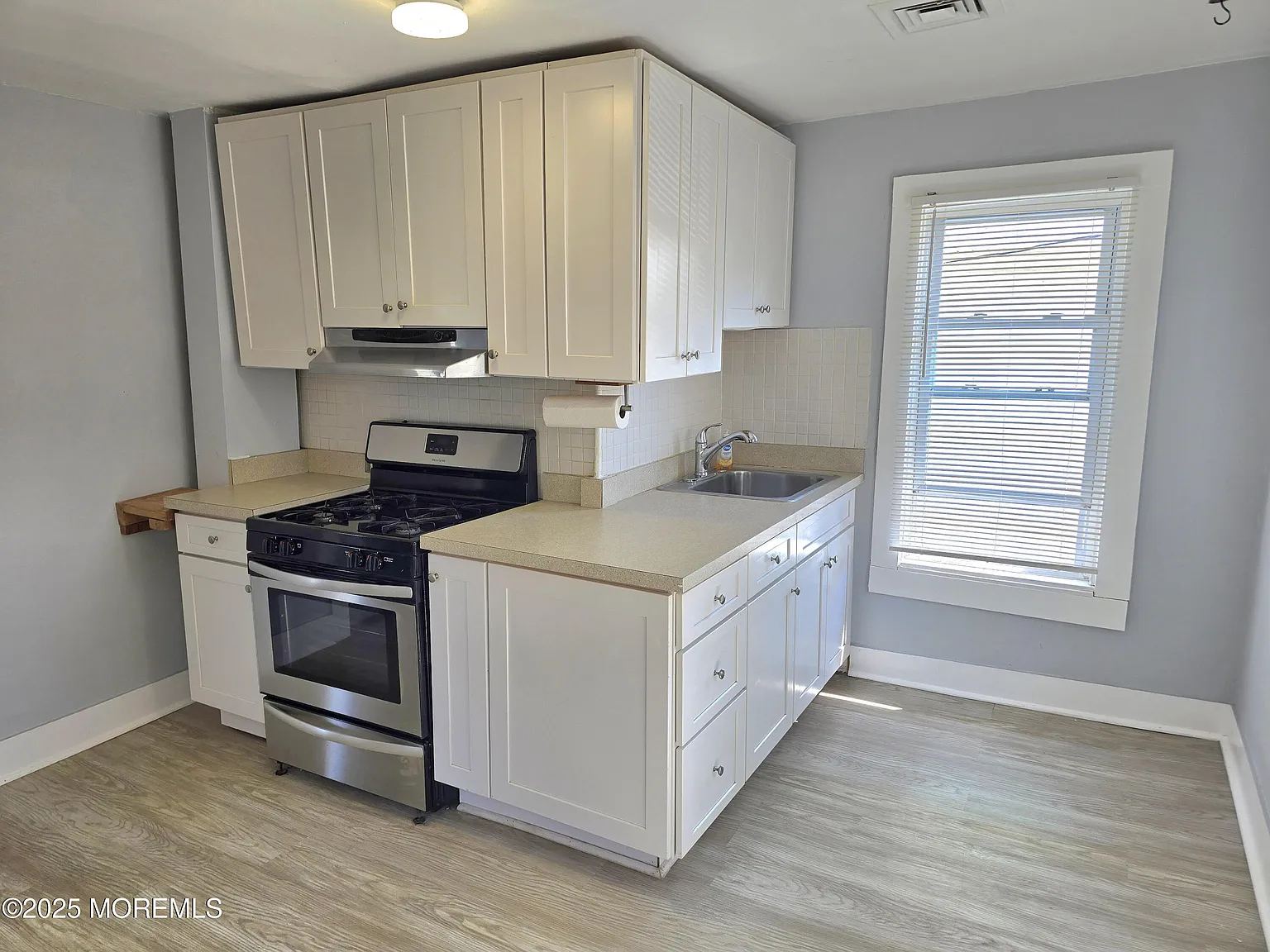 2 bed, $2,550 — Photo 3