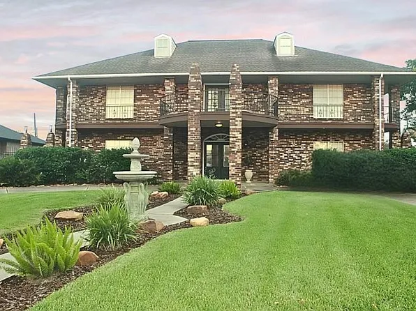 3005 Dow Cir, Deer Park, TX 77536