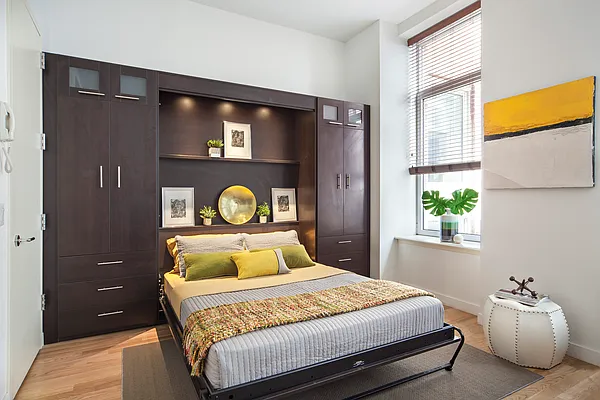 Rented by Compass | media 9