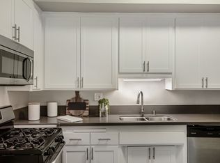 411 Kelton Ave APT 229, Los Angeles, CA 90024
