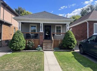 84 Barons Ave N, Hamilton, ON