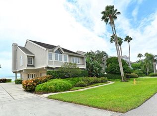 28 Tidy Island Blvd, Bradenton, FL 34210