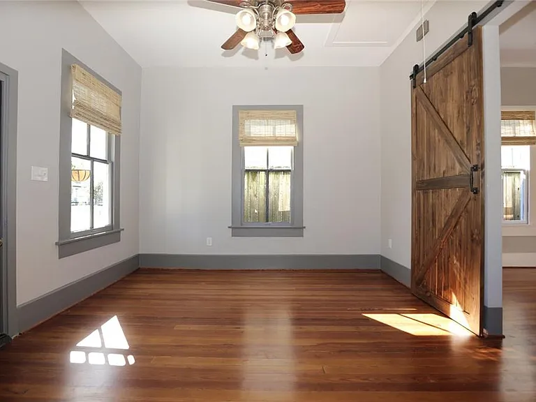 2119 Freeman St — Photo 4