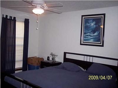 4th image of 131 Midland Ct