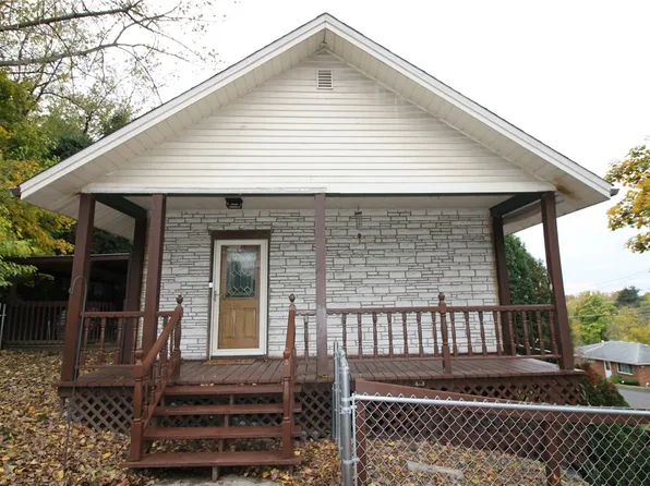 224 Preston Rd, Washington, PA 15301