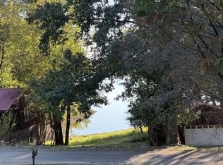 240 Doe Run Rd, Bumpus Mills, TN 37028