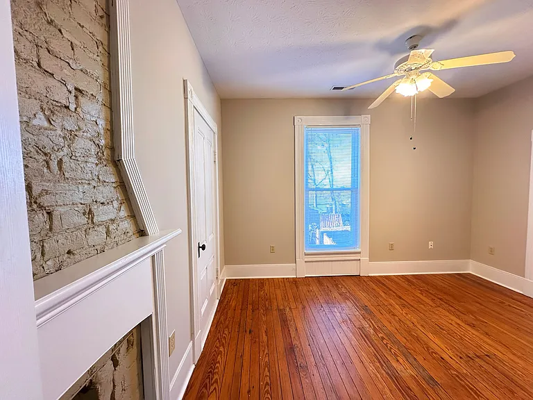 517 Walnut Ave #4 — Photo 11