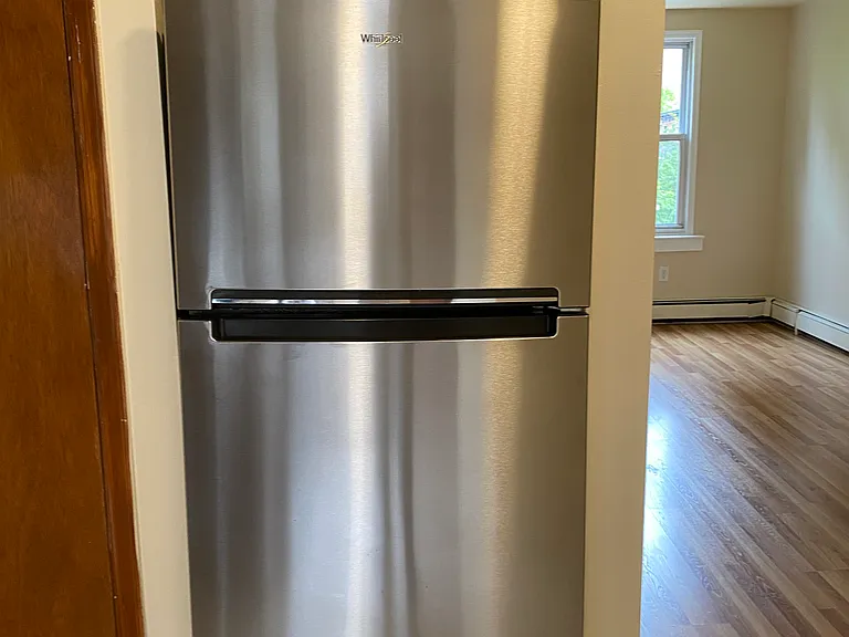 307 Grove St #1 — Photo 5