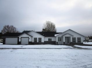 3059 Sawtooth Dr, Burley, ID 83318