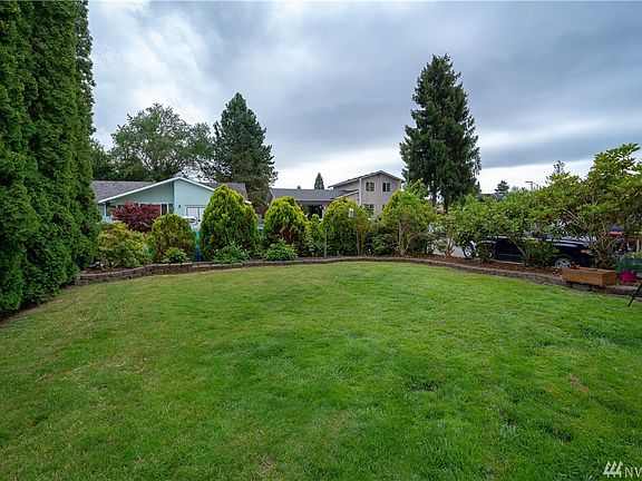 3rd image of 6811 89th Pl NE