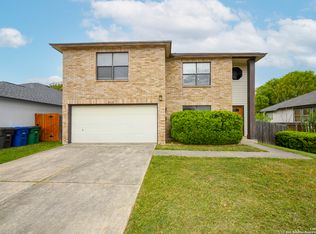 7915 Bowens Crossing St, San Antonio, TX 78250