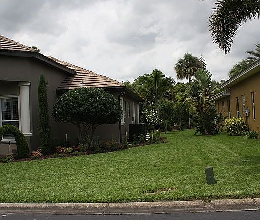 4th image of 757 Florencia Cir