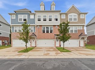 5927 Picall Dr #A, Troy, MI 48098